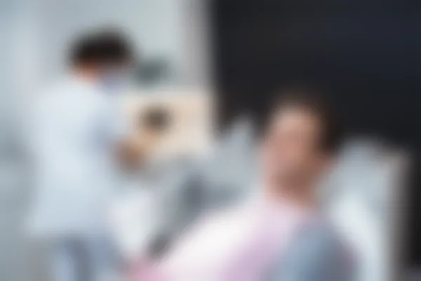 活动义齿的制作过程需要多长时间？了解影响制作周期的因素和步骤。