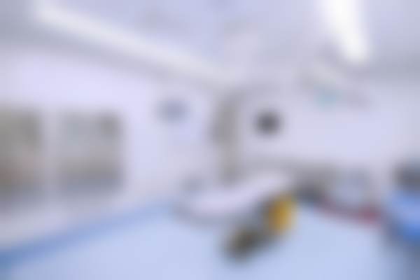 北京丰联丽格医疗美容门诊部颜士钧擅长项目，显微吸脂与自体脂肪移植效果显著 