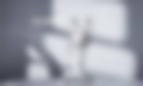 五、双眼皮特别松治疗的注意事项