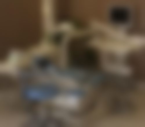 许昌小白象口腔门诊部国产全锆冠960元/颗，轻松修复牙齿缺损发黄告别社交尴尬